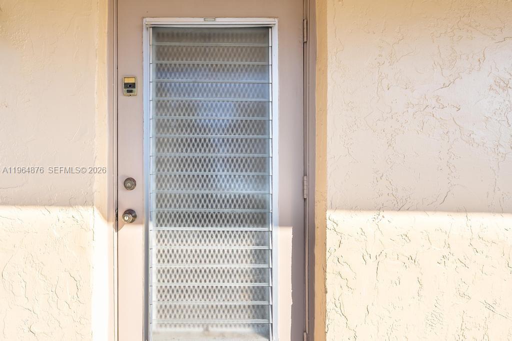 250 Gate Rd #257 Hollywood, FL 33024