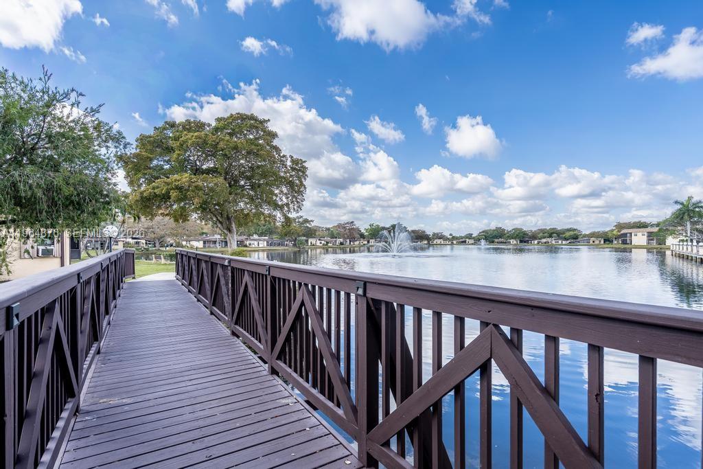 250 Gate Rd #257 Hollywood, FL 33024