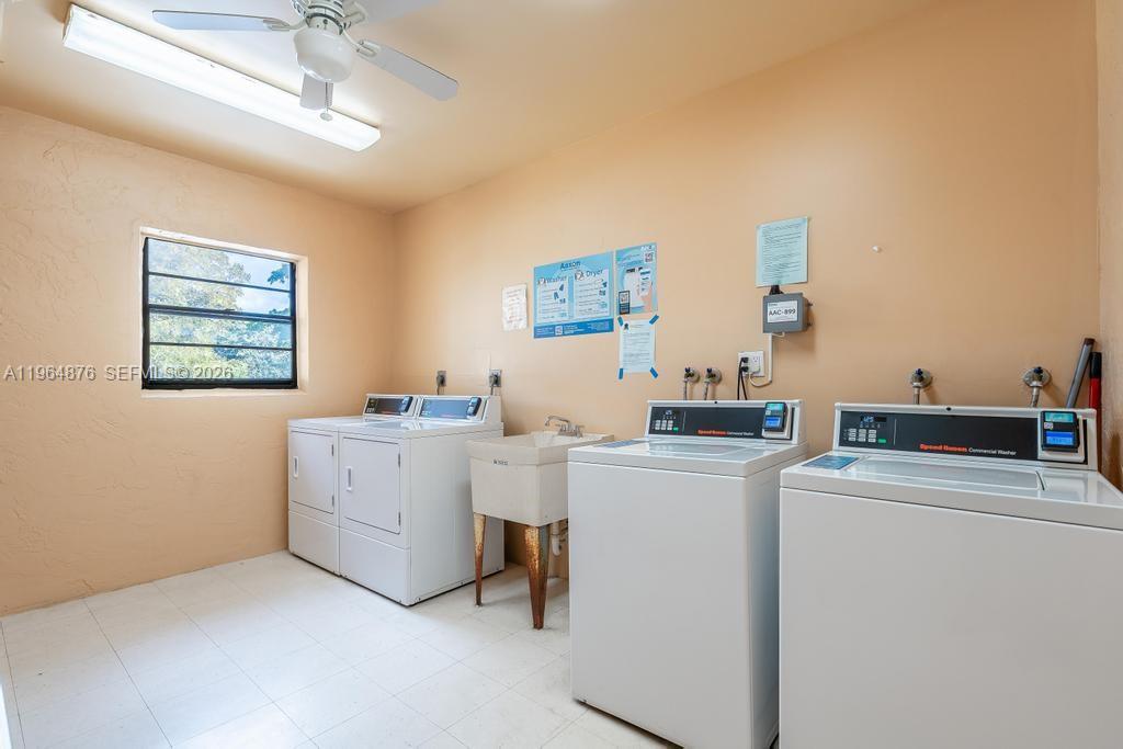 250 Gate Rd #257 Hollywood, FL 33024