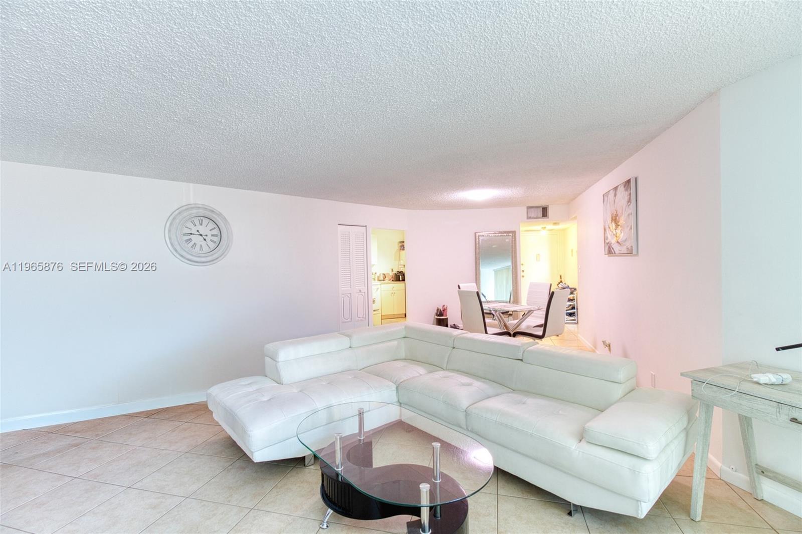 800 Parkview Dr #311 Hallandale Beach, FL 33009