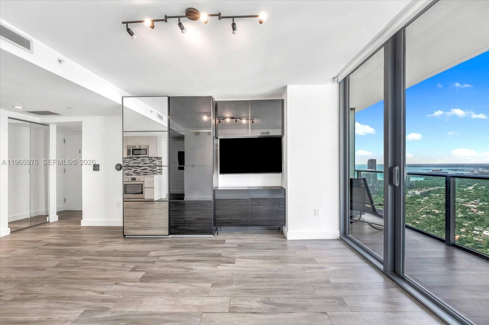 1300 S Miami Ave #4807 Miami, FL 33130