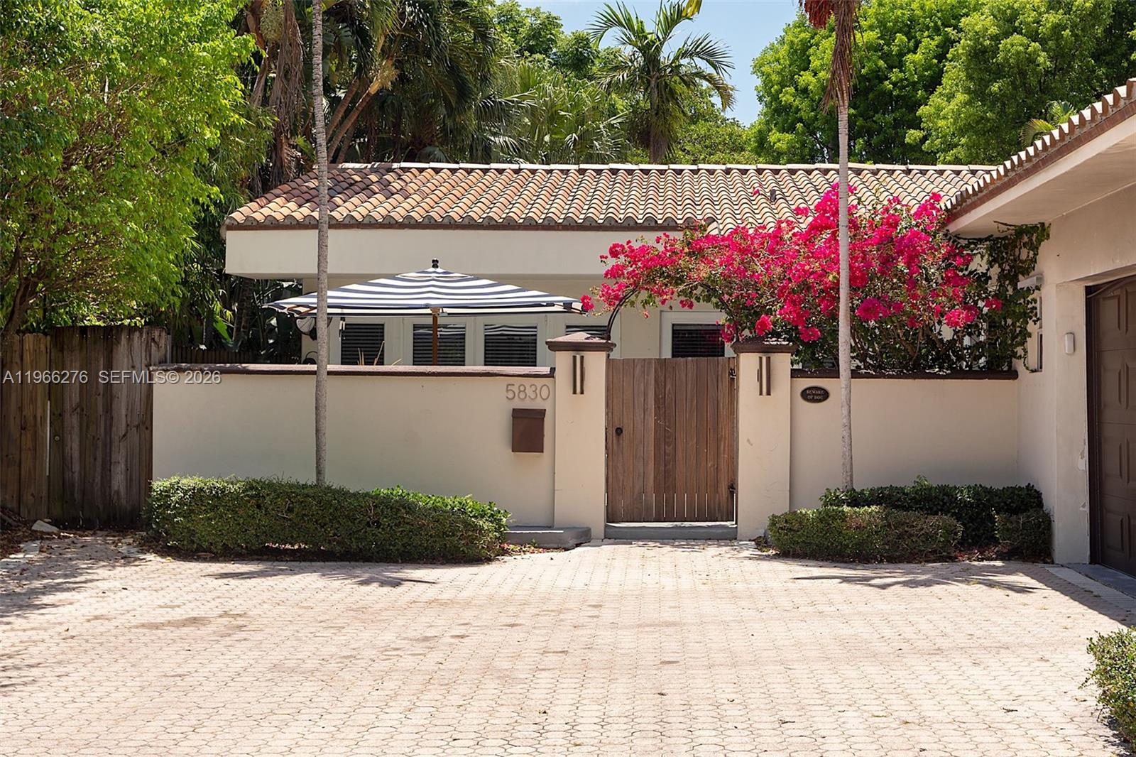 5830 Pine Tree Dr Miami Beach, FL 33140