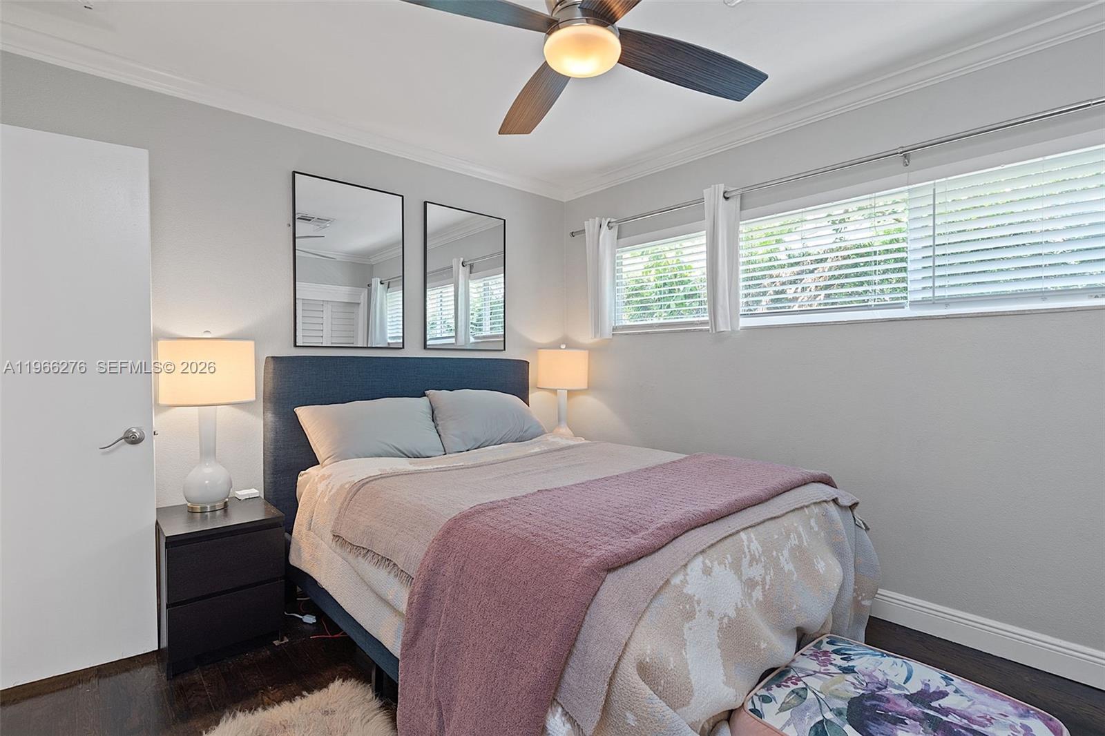 5830 Pine Tree Dr Miami Beach, FL 33140