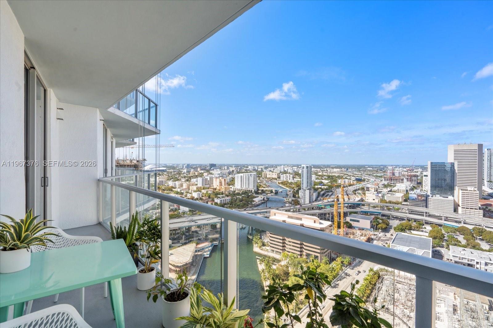 image Latitude on the River19