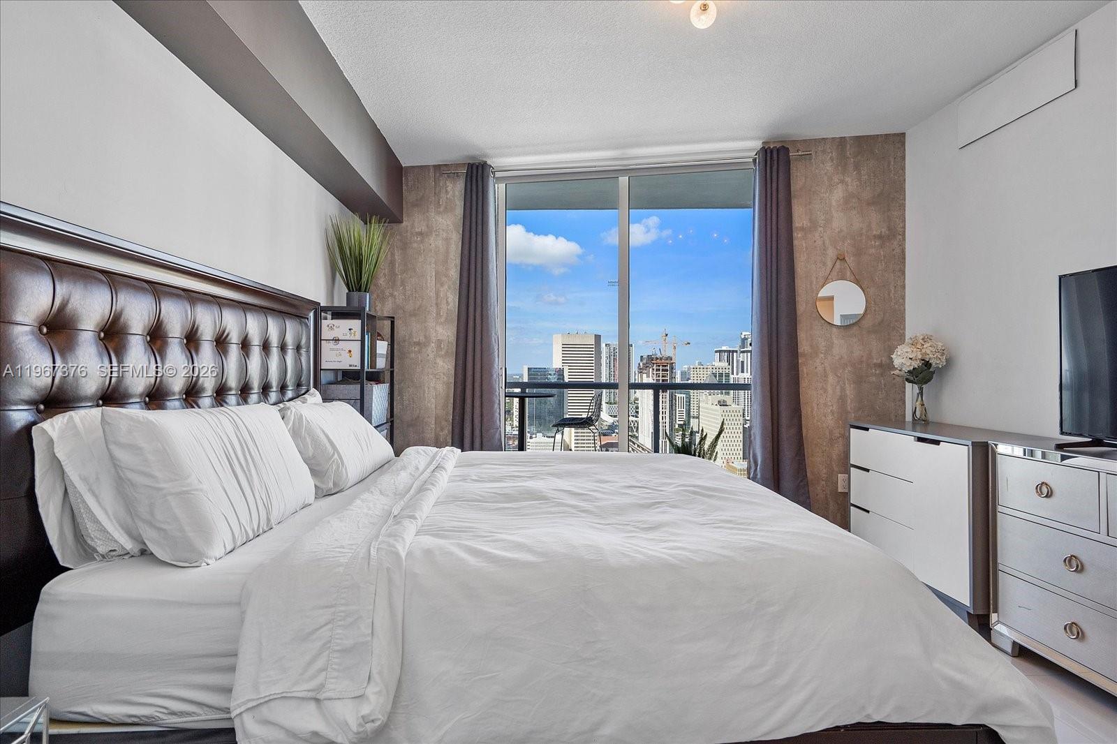 image Latitude on the River23