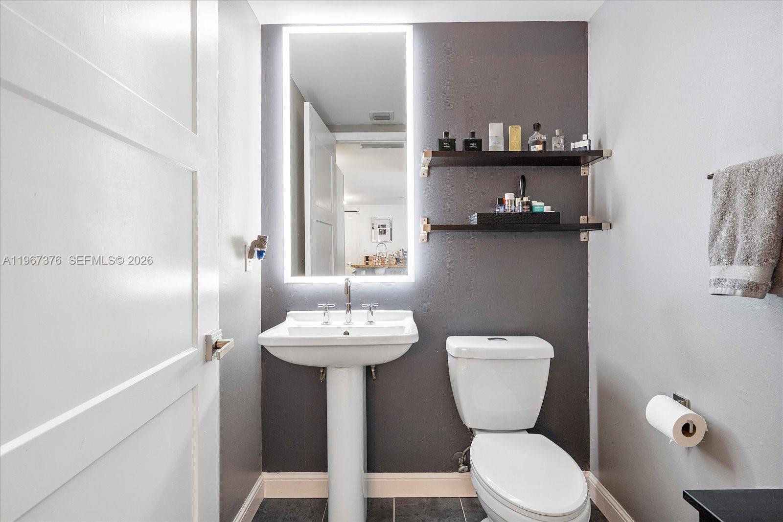 image Latitude on the River26