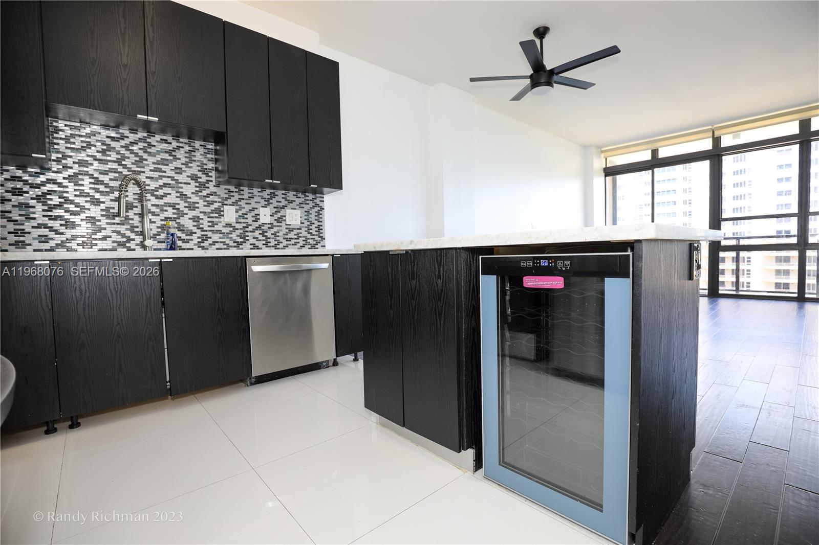 image Charter Club13