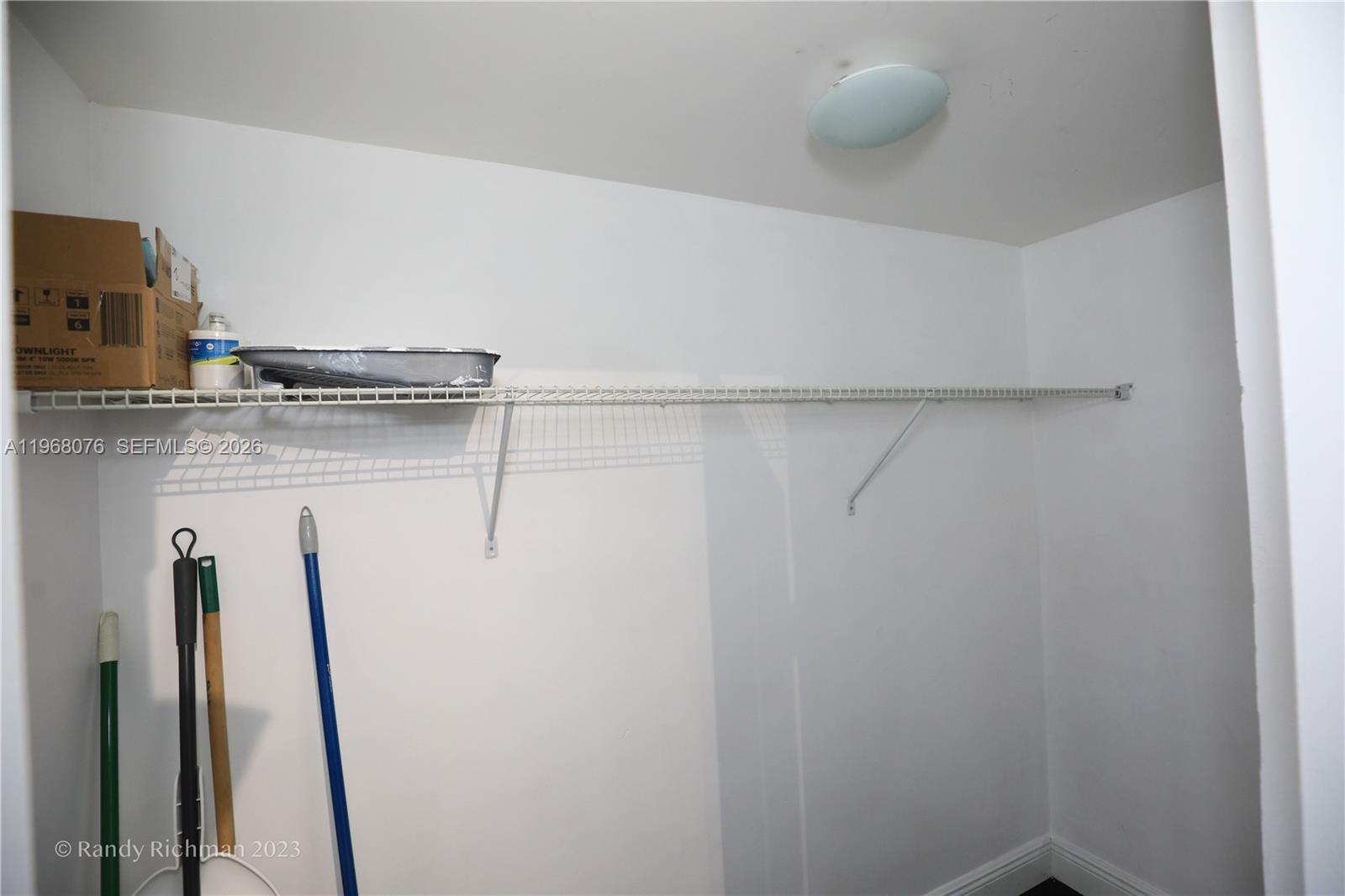 image Charter Club14