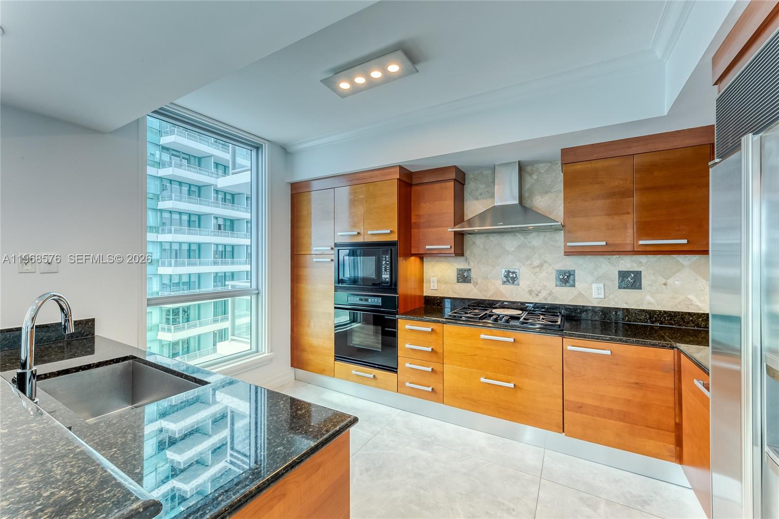 3535 S Ocean Dr #2203 Hollywood, FL 33019