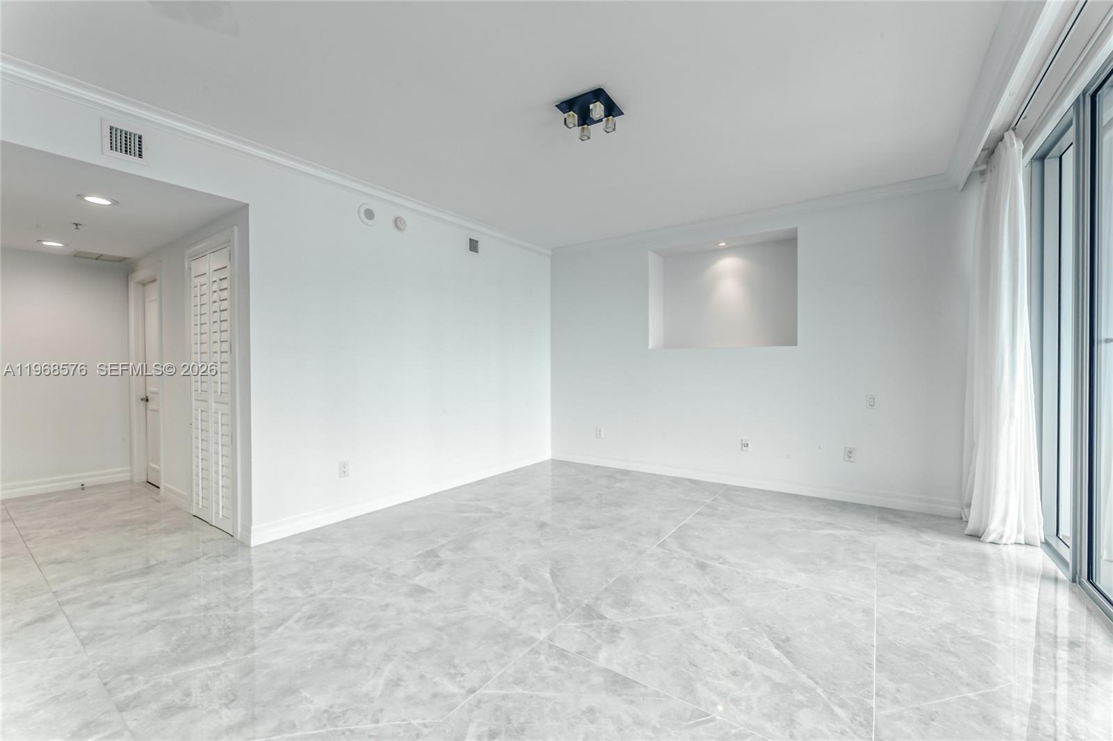 3535 S Ocean Dr #2203 Hollywood, FL 33019