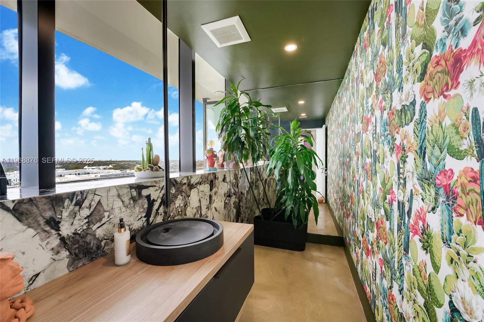 720 NE 69th St #12S Miami, FL 33138