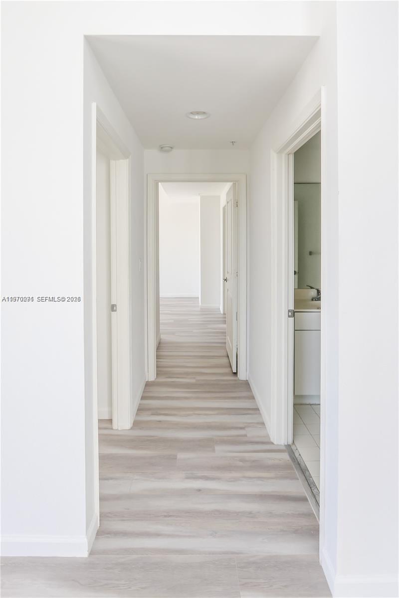 image Ten Aragon Condo9