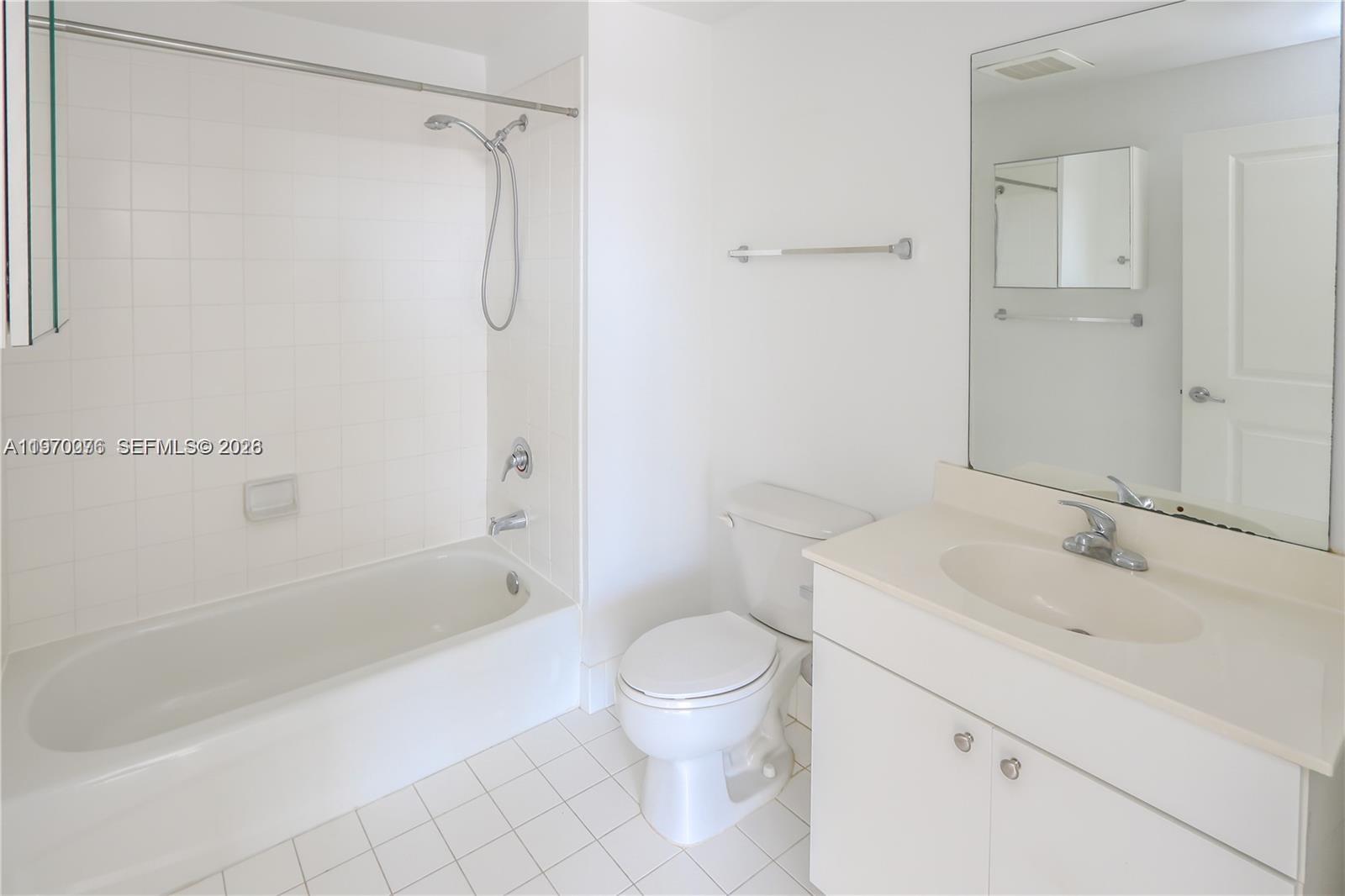 image Ten Aragon Condo11