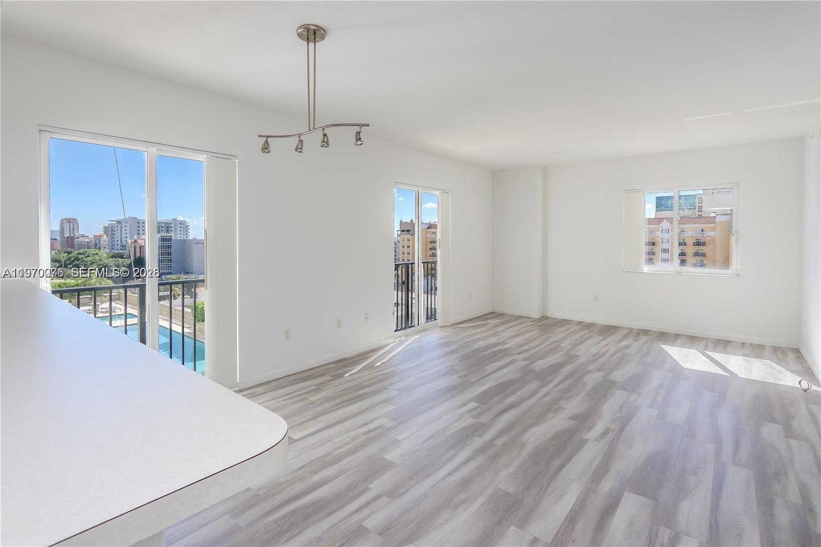 image Ten Aragon Condo1