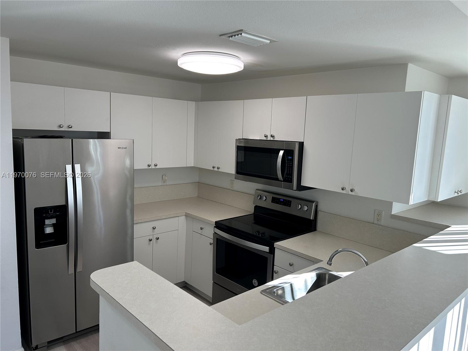 image Ten Aragon Condo30