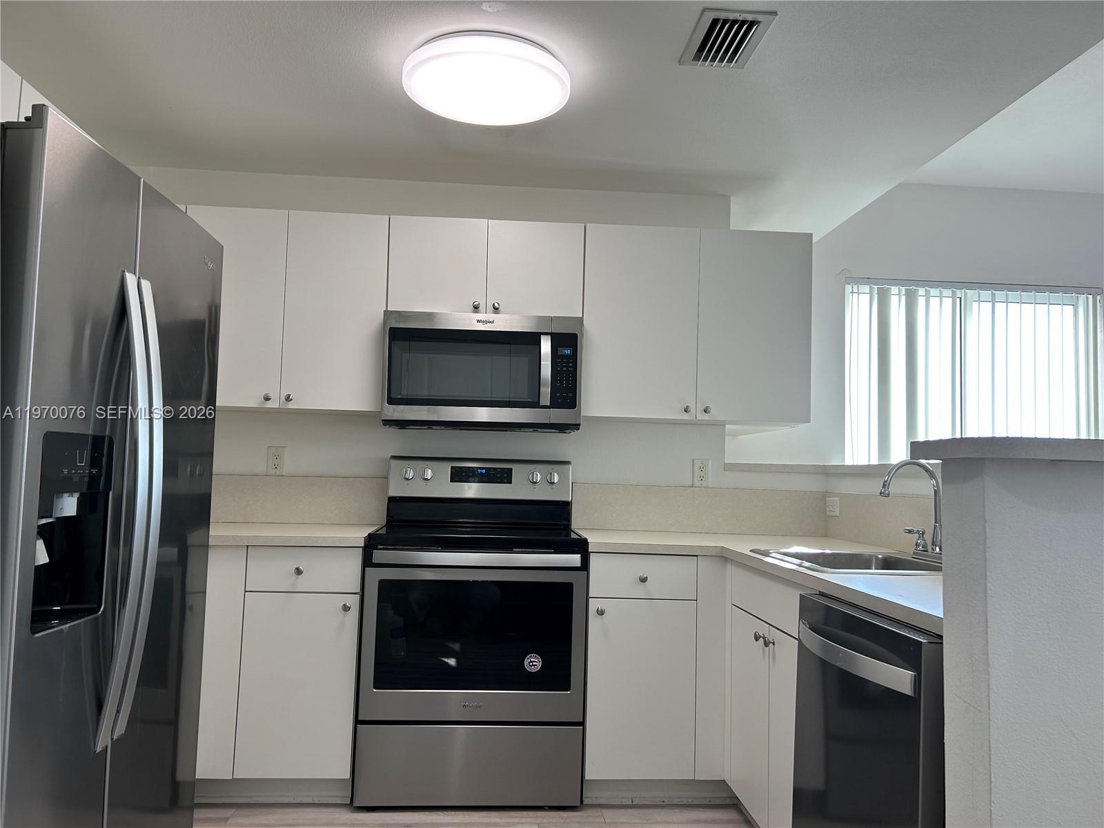 image Ten Aragon Condo31