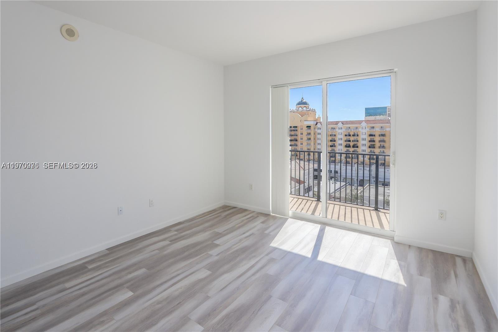 image Ten Aragon Condo7