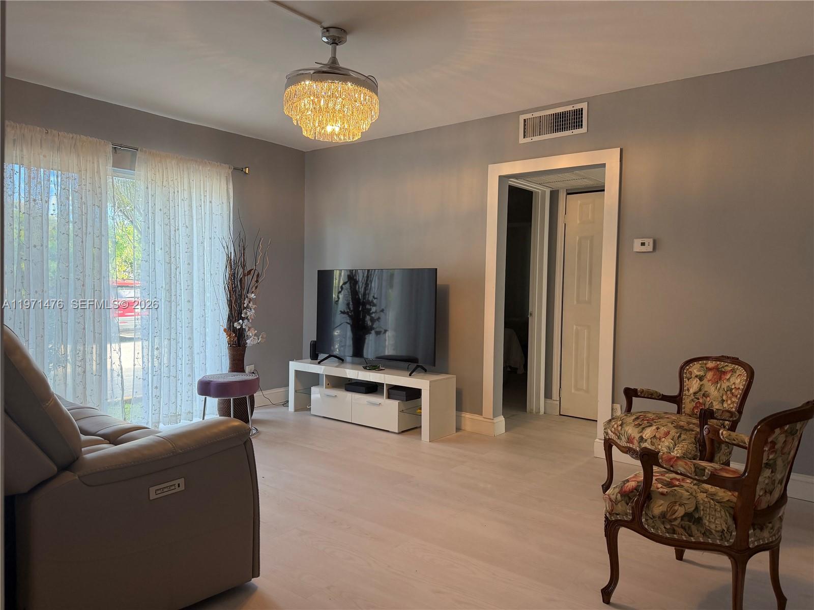 5270 NE 6th Ave #E29