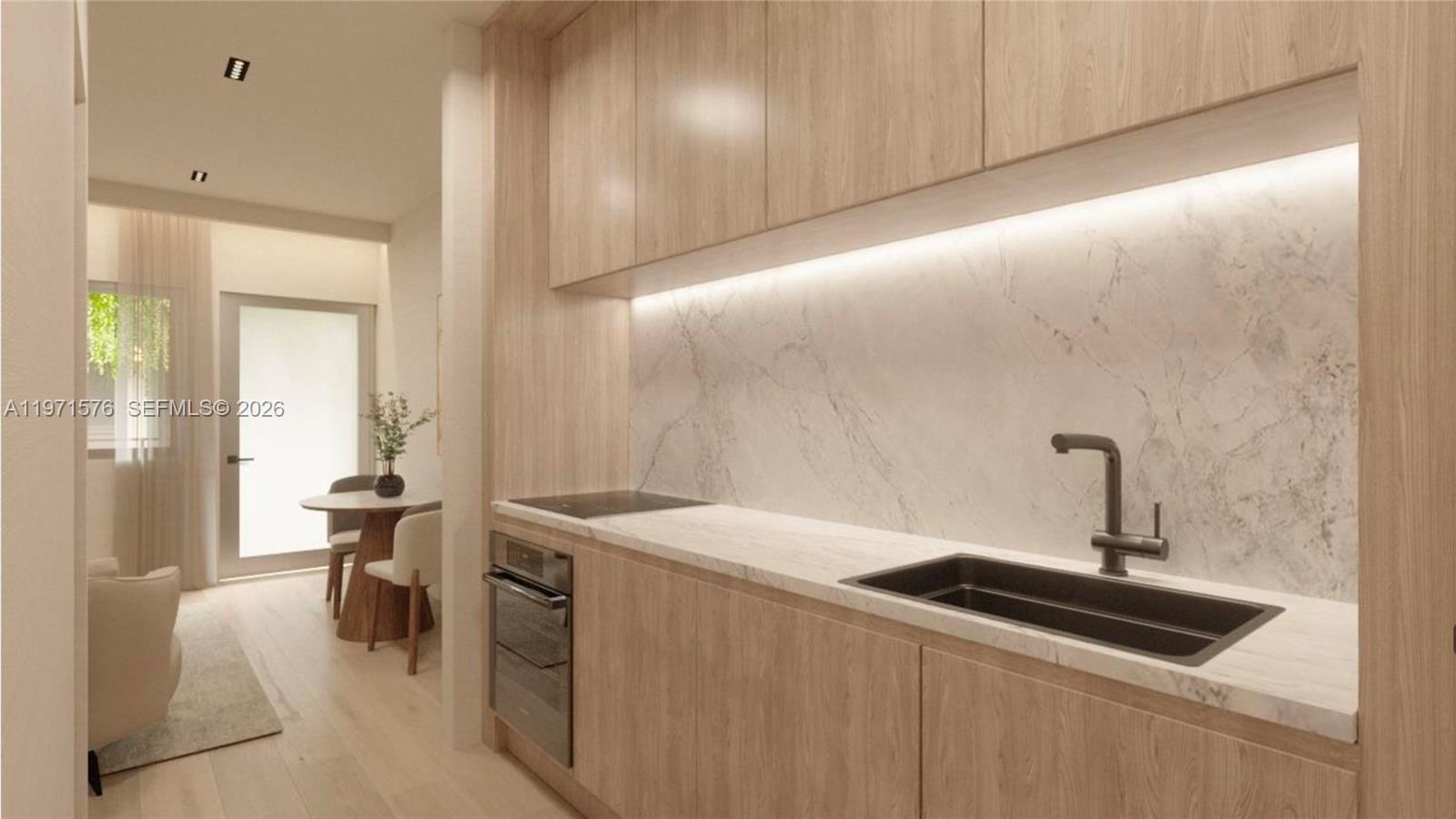 250 Collins Ave #209 Miami Beach, FL 33139