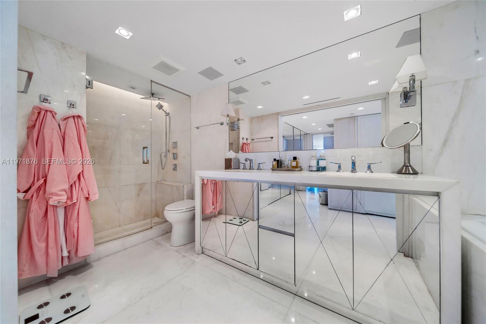 11 Island Ave #1511 Miami Beach, FL 33139