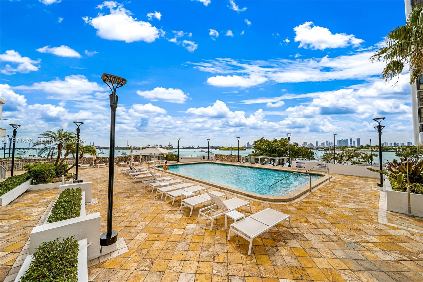 11 Island Ave #1511 Miami Beach, FL 33139