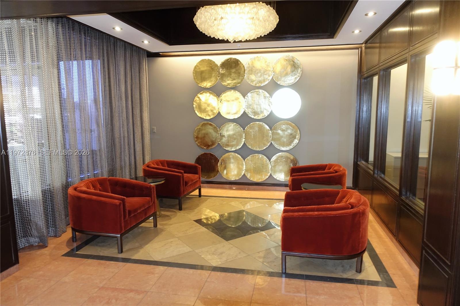 image Charter Club13