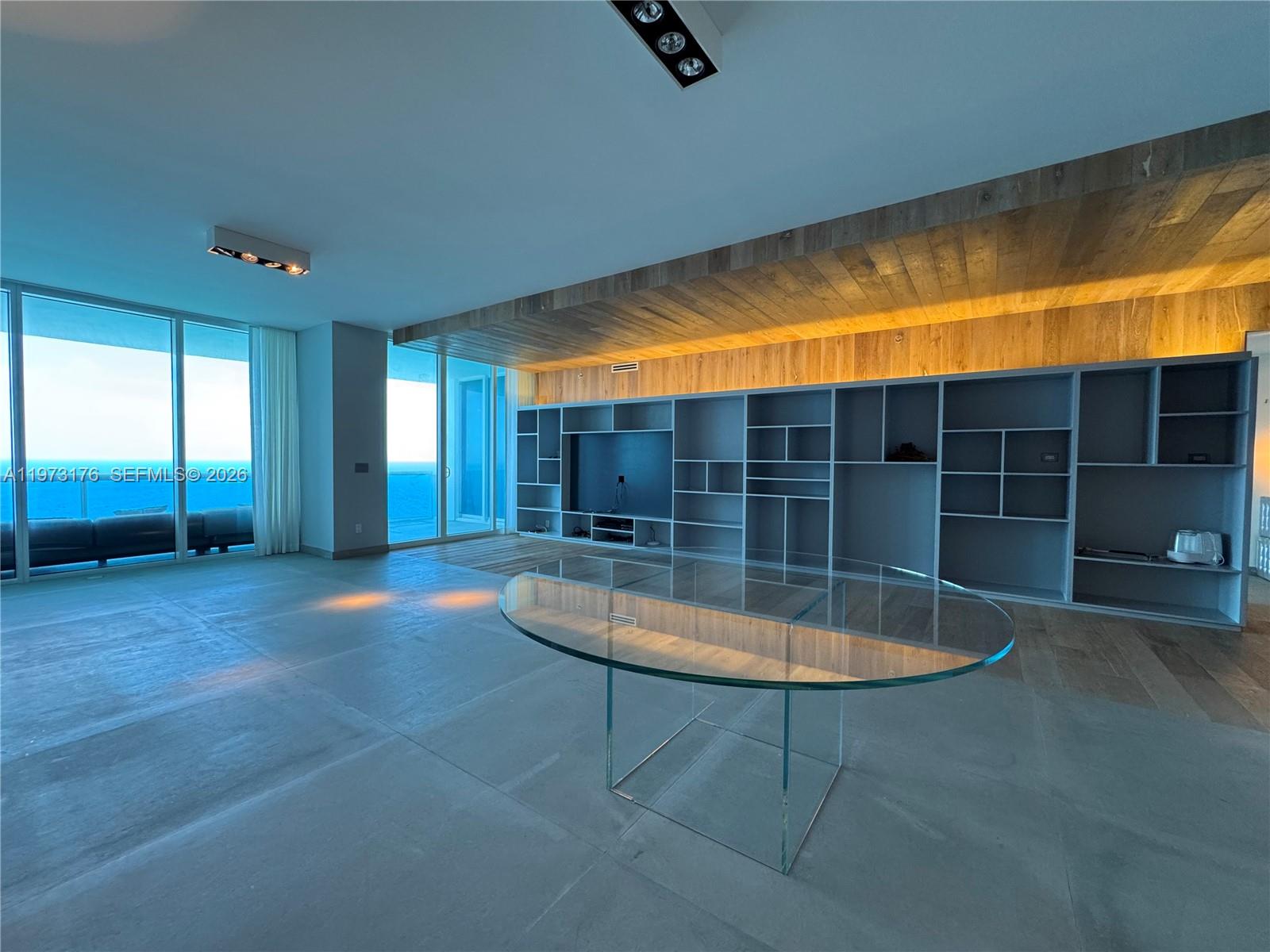 2711 S Ocean Dr #3404 Hollywood, FL 33019