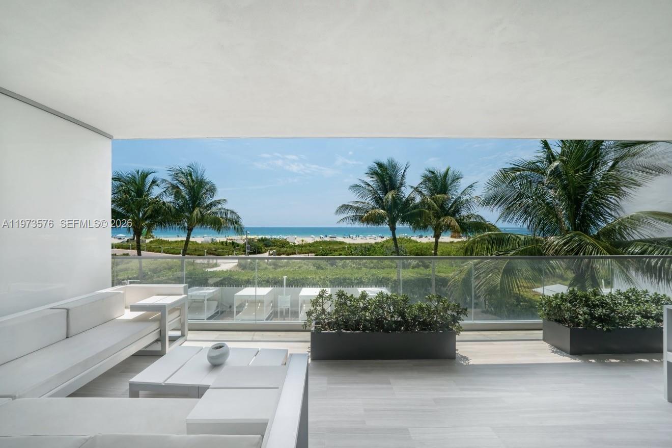 321 Ocean Dr #200 Miami Beach, FL 33139