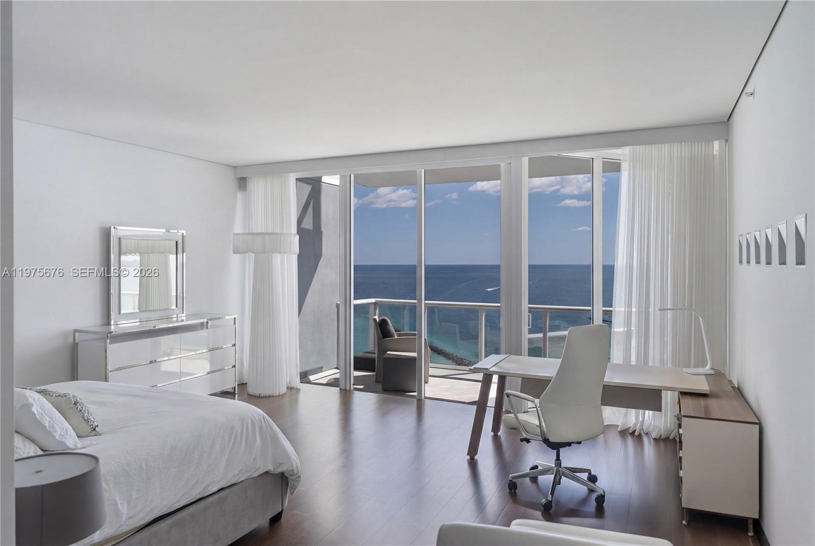 100 S Pointe Dr #2604 Miami Beach, FL 33139