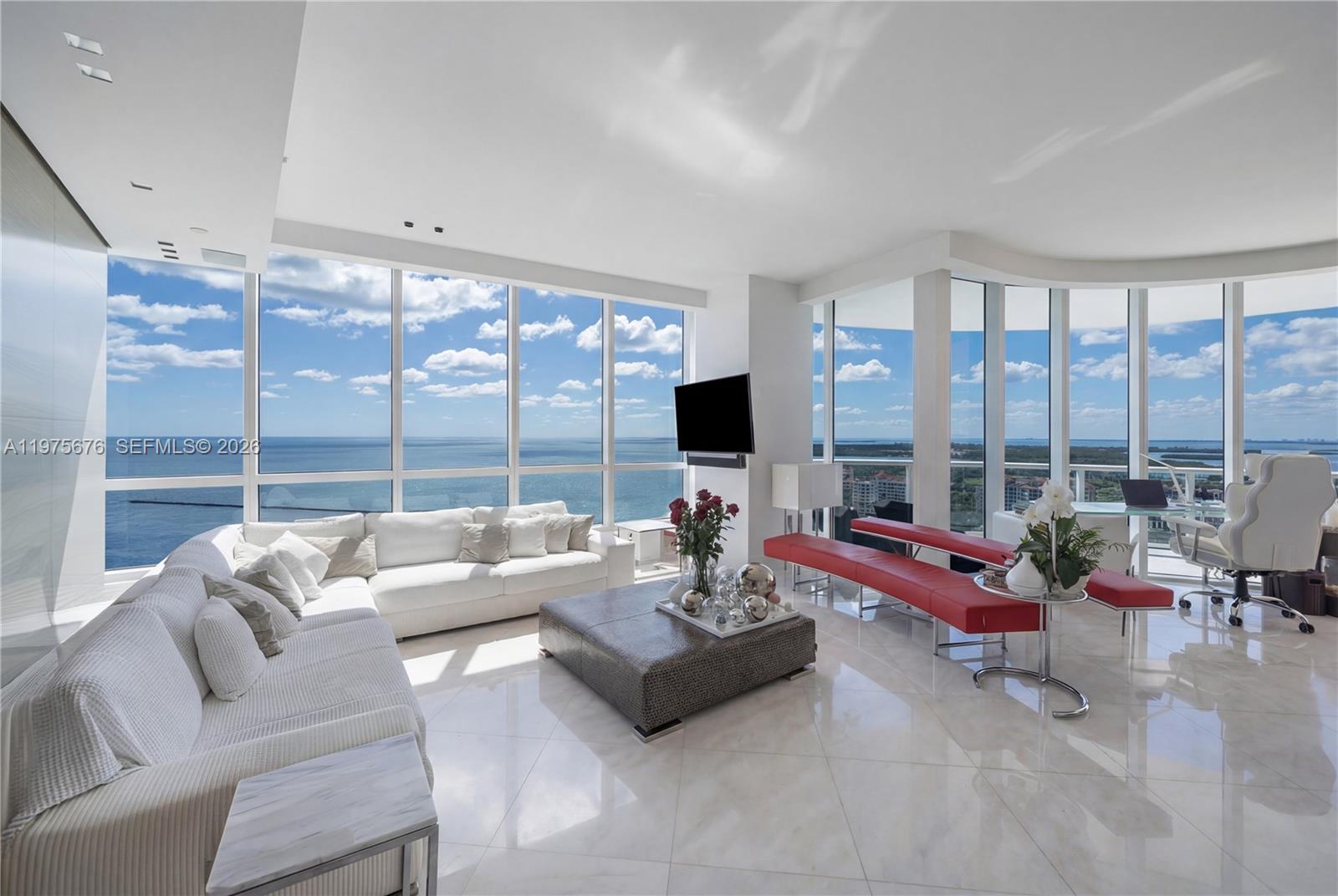 100 S Pointe Dr #2604 Miami Beach, FL 33139