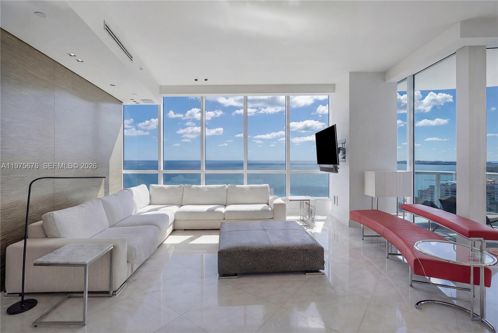 100 S Pointe Dr #2604 Miami Beach, FL 33139