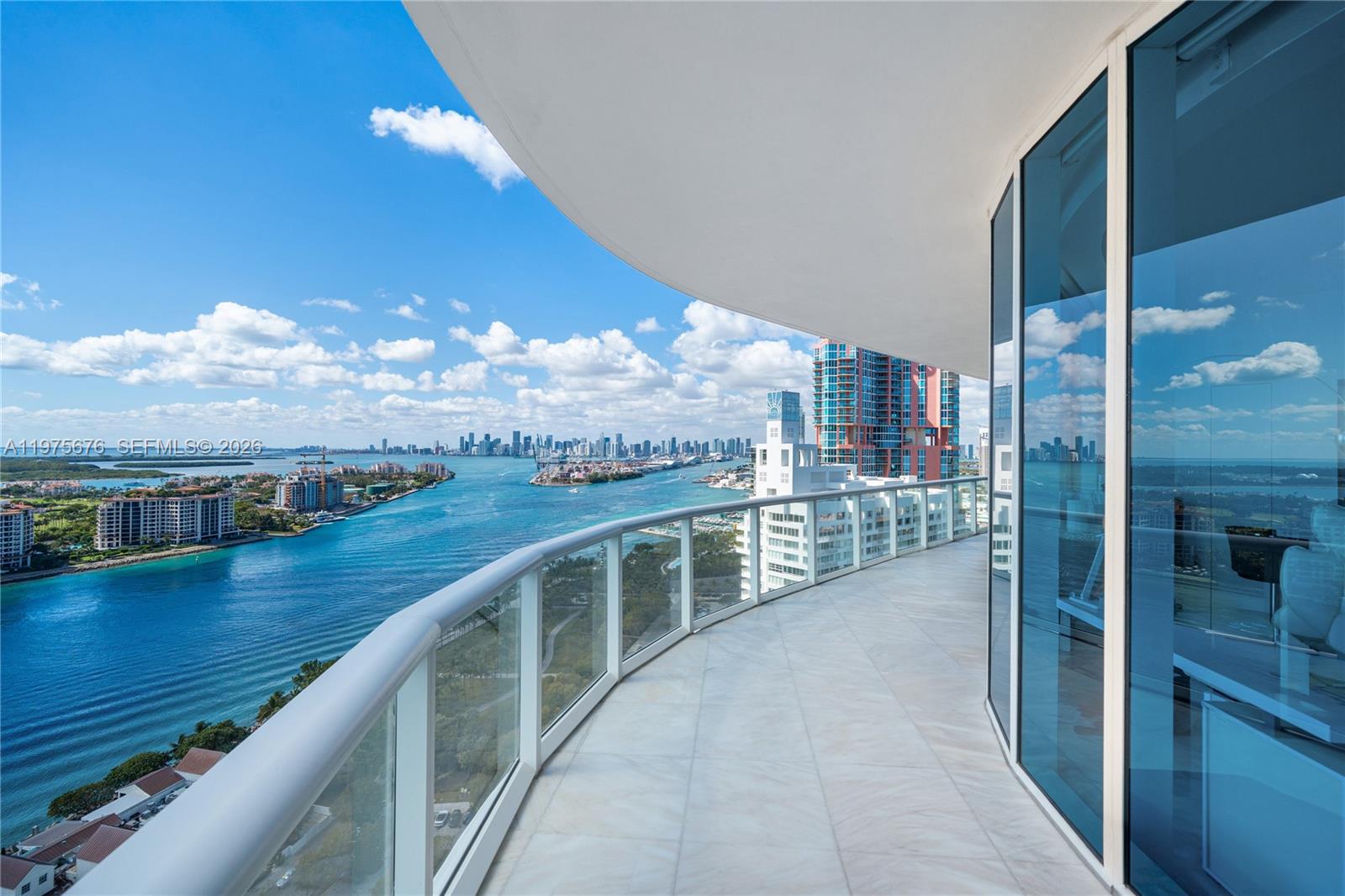 100 S Pointe Dr #2604 Miami Beach, FL 33139