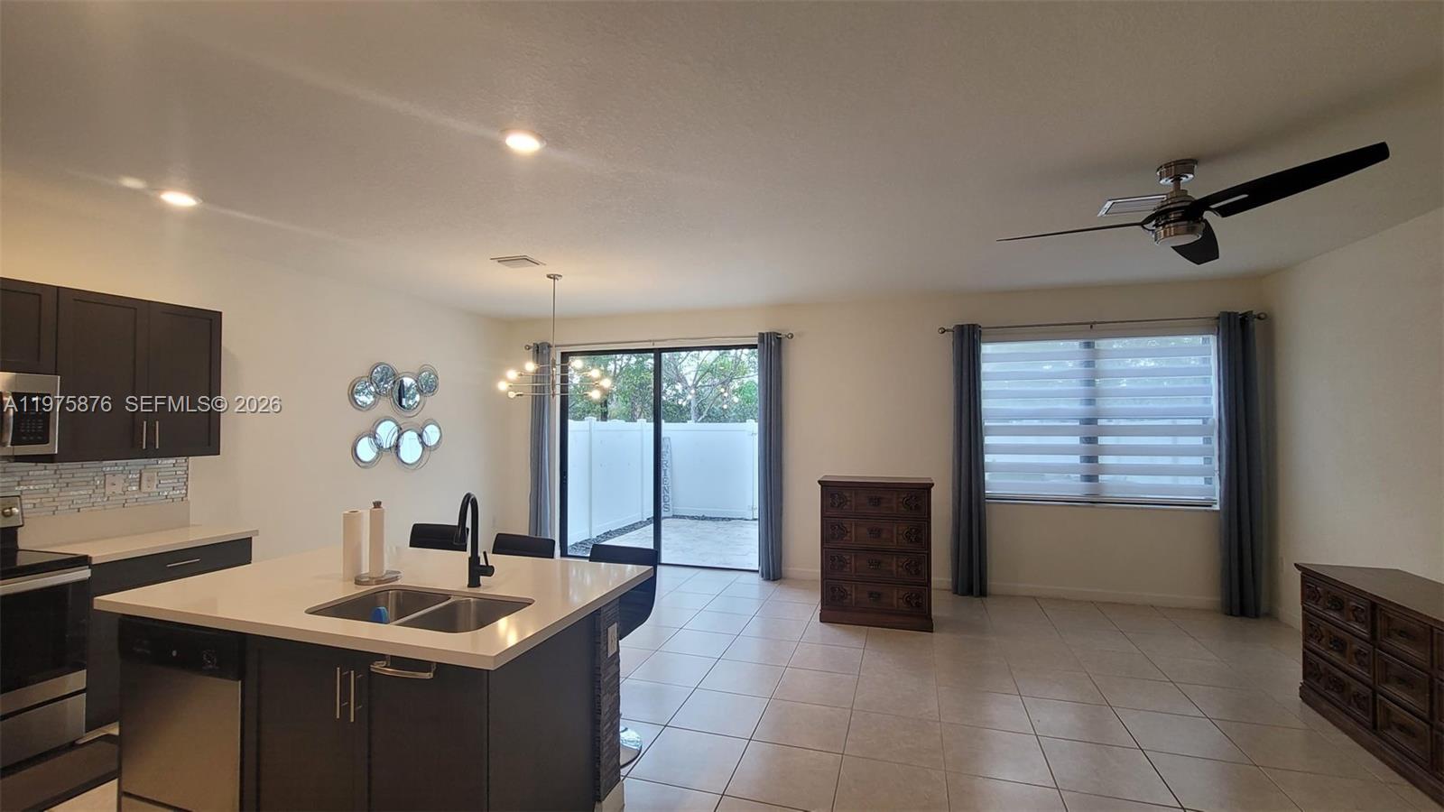 10219 W 32nd Ln Hialeah, FL 33018