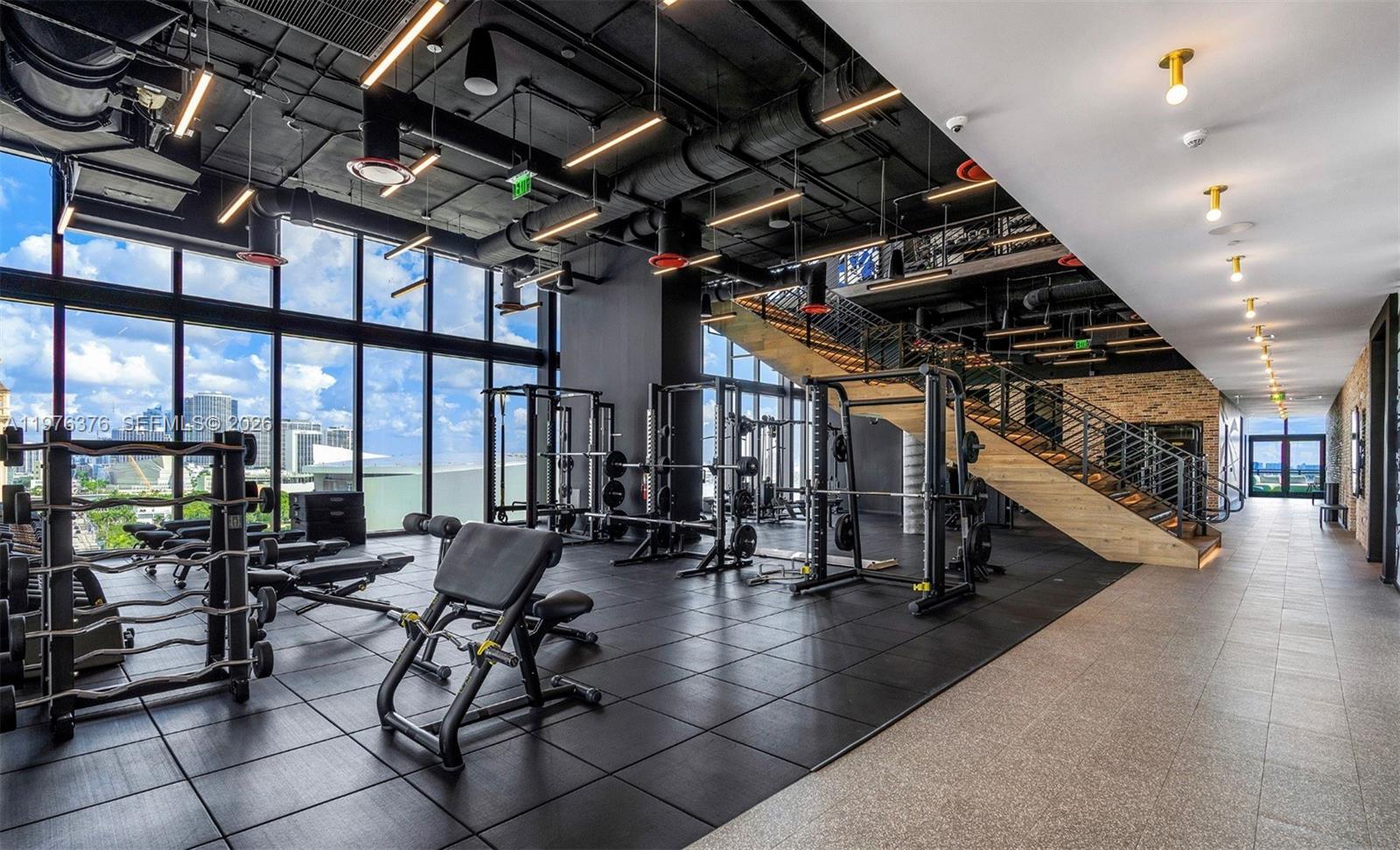 398 NE 5th St #PH 4701 Miami, FL 33132