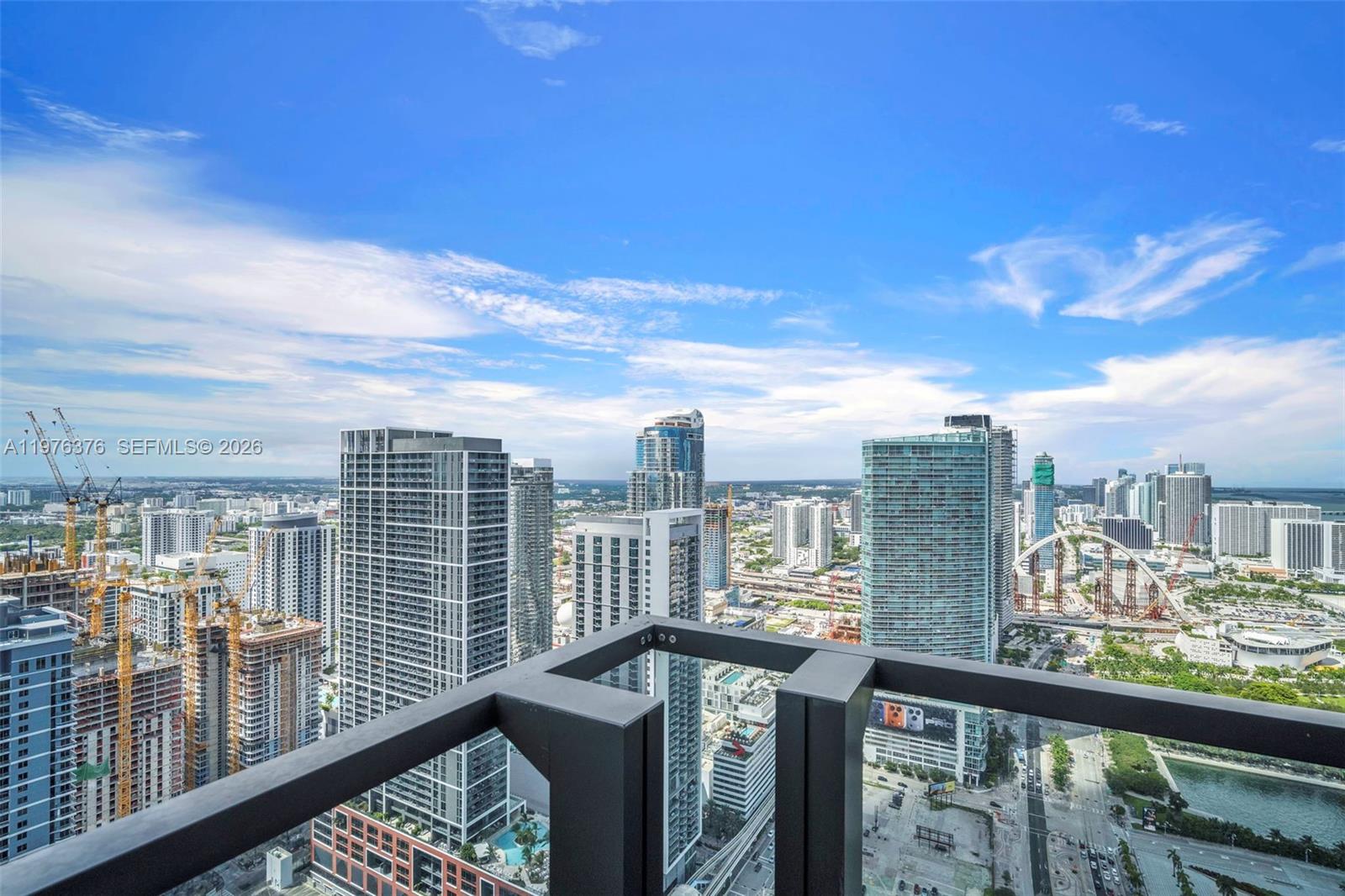 398 NE 5th St #PH 4701 Miami, FL 33132