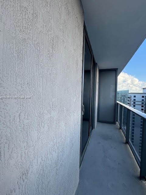 image Brickell Heights West17