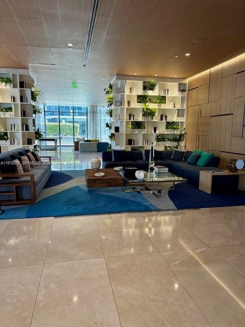 image Brickell Heights West25