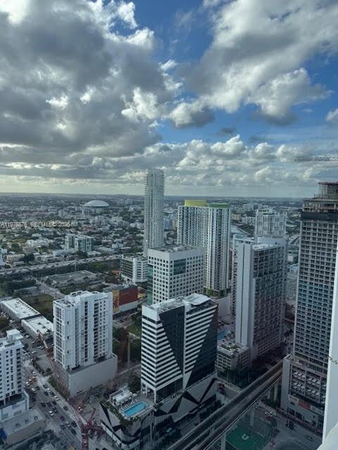 image Brickell Heights West35