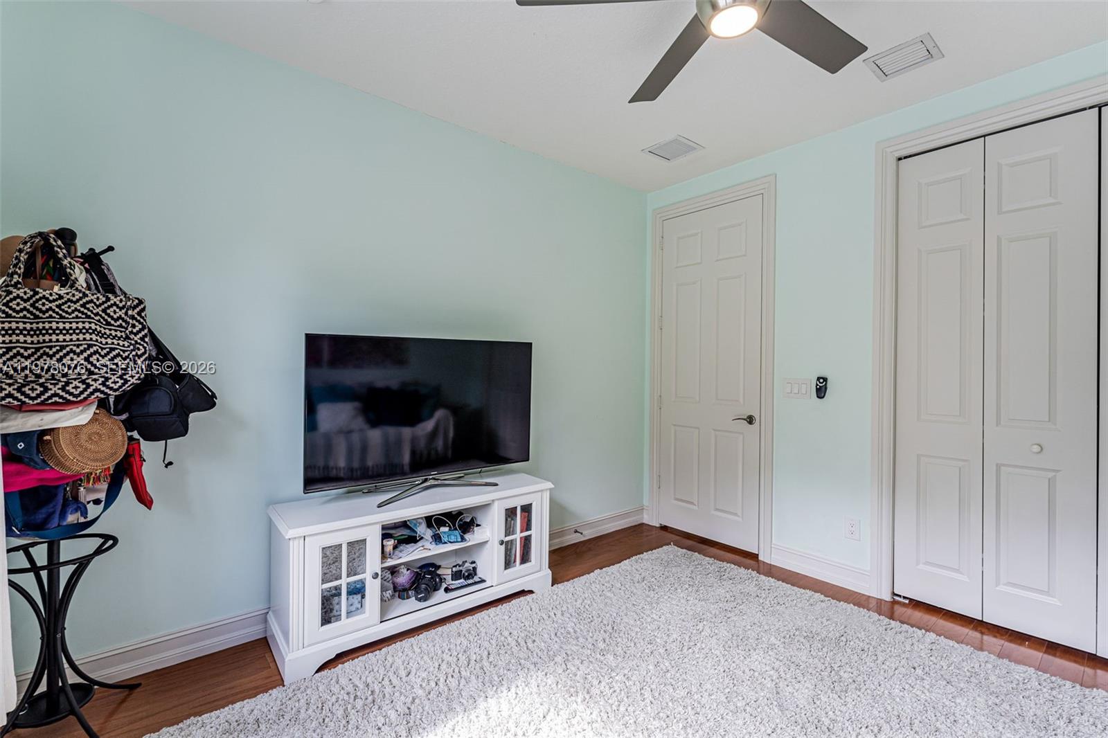 10221 Blue Palm St Plantation, FL 33324