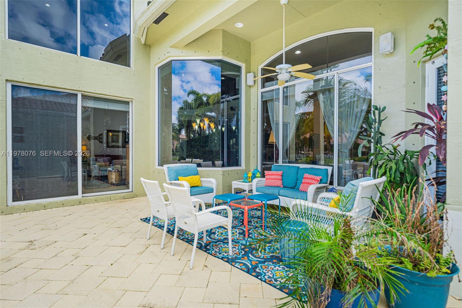 10221 Blue Palm St Plantation, FL 33324