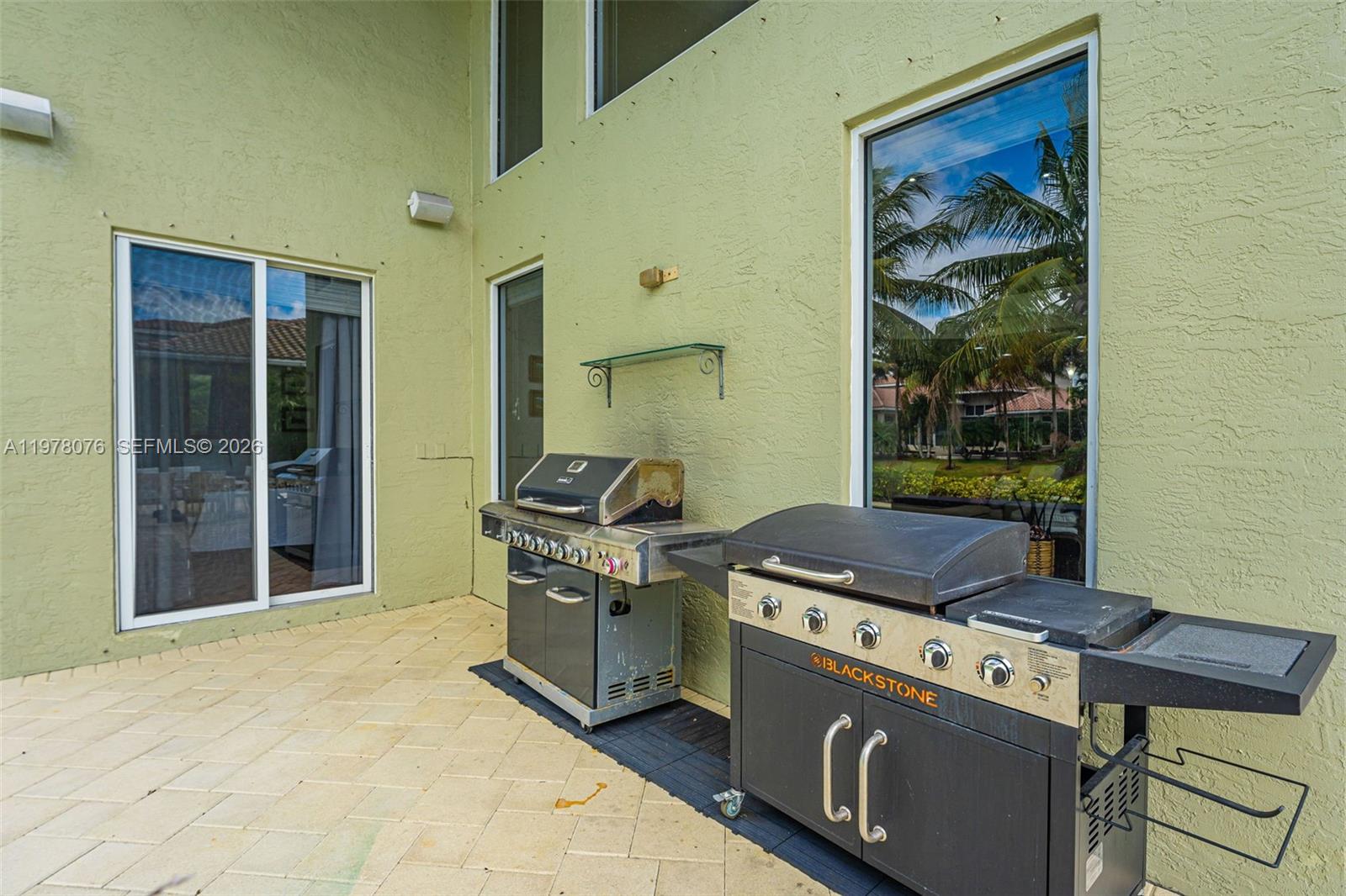 10221 Blue Palm St Plantation, FL 33324