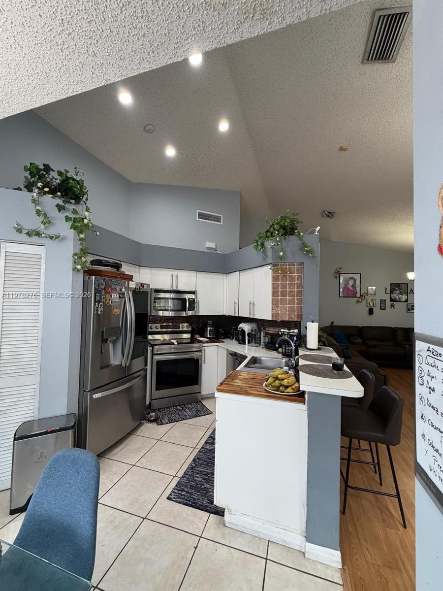 400 Somerset Way Weston, FL 33326