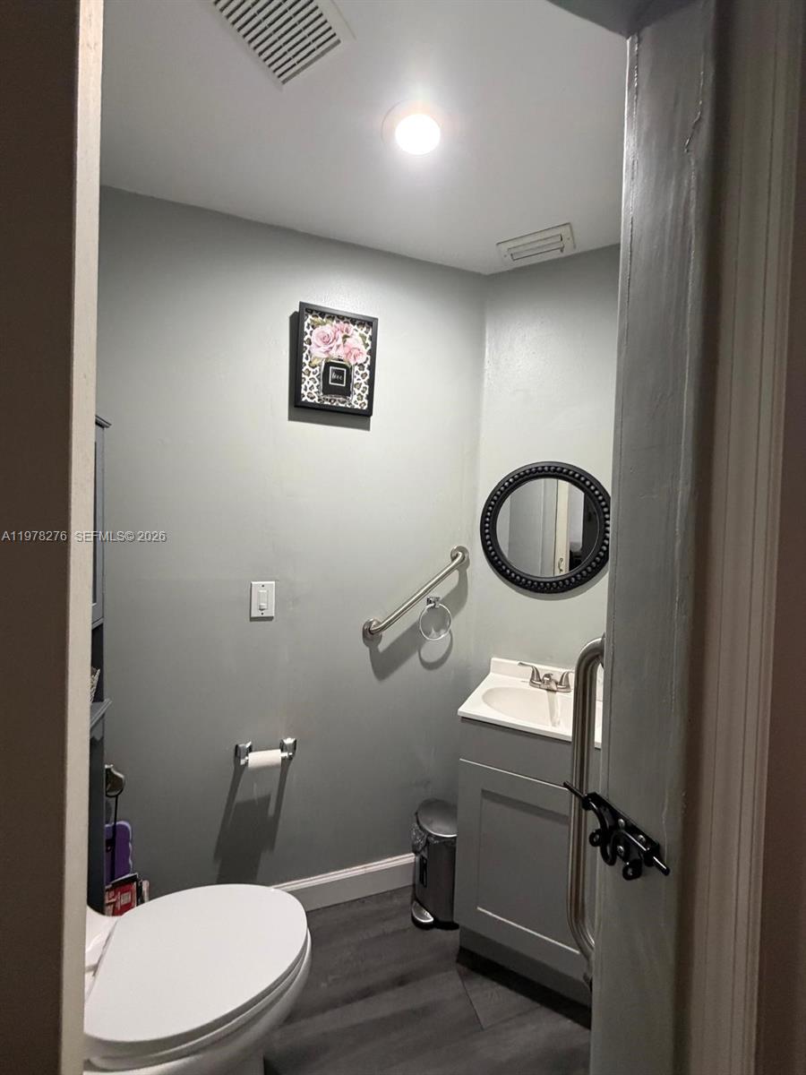 400 Somerset Way Weston, FL 33326