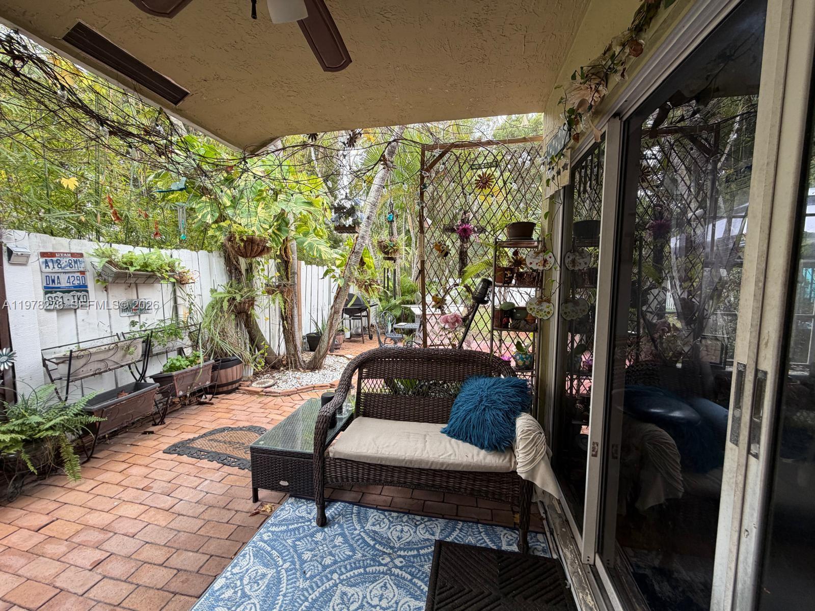 400 Somerset Way Weston, FL 33326