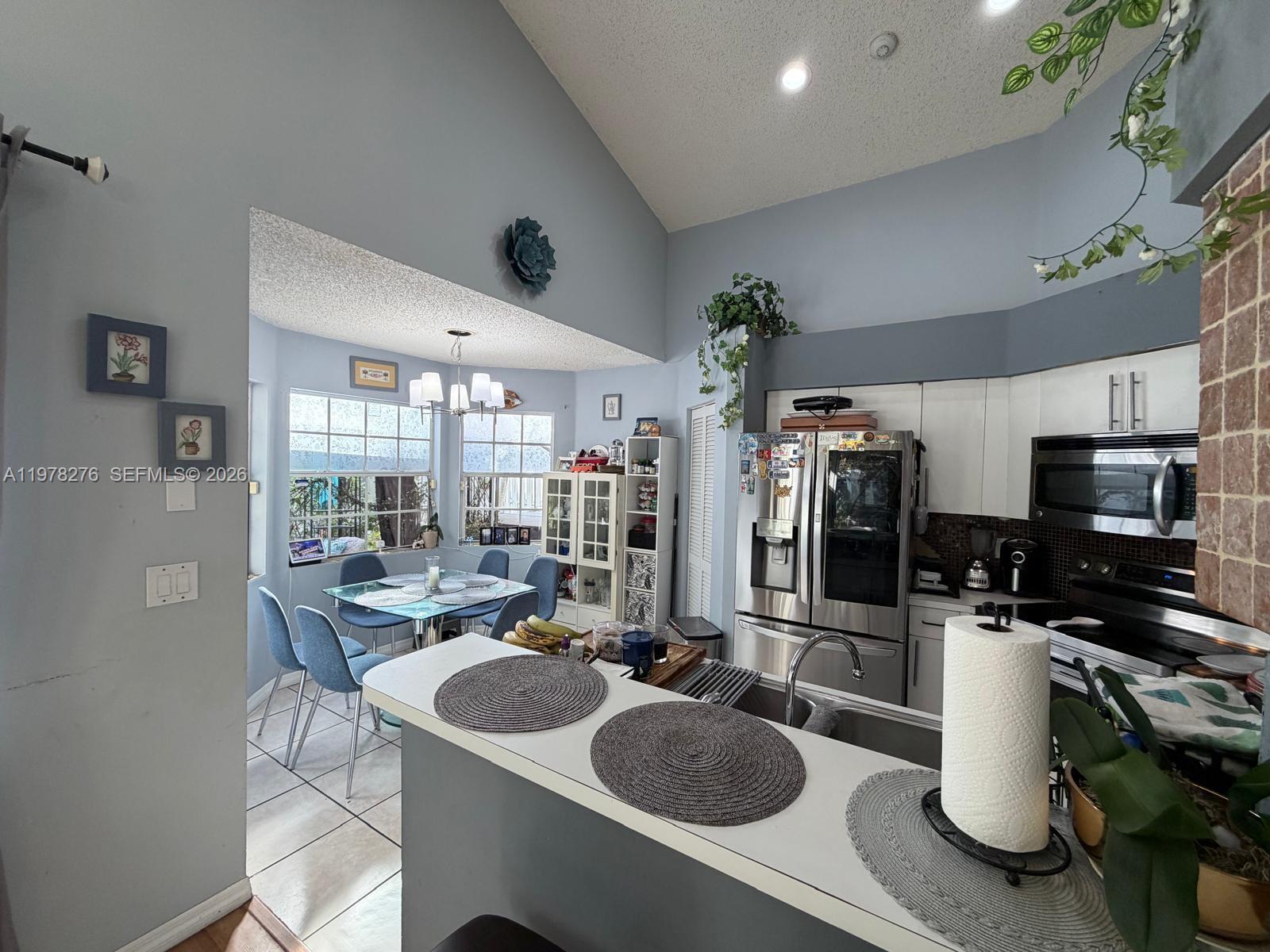 400 Somerset Way Weston, FL 33326