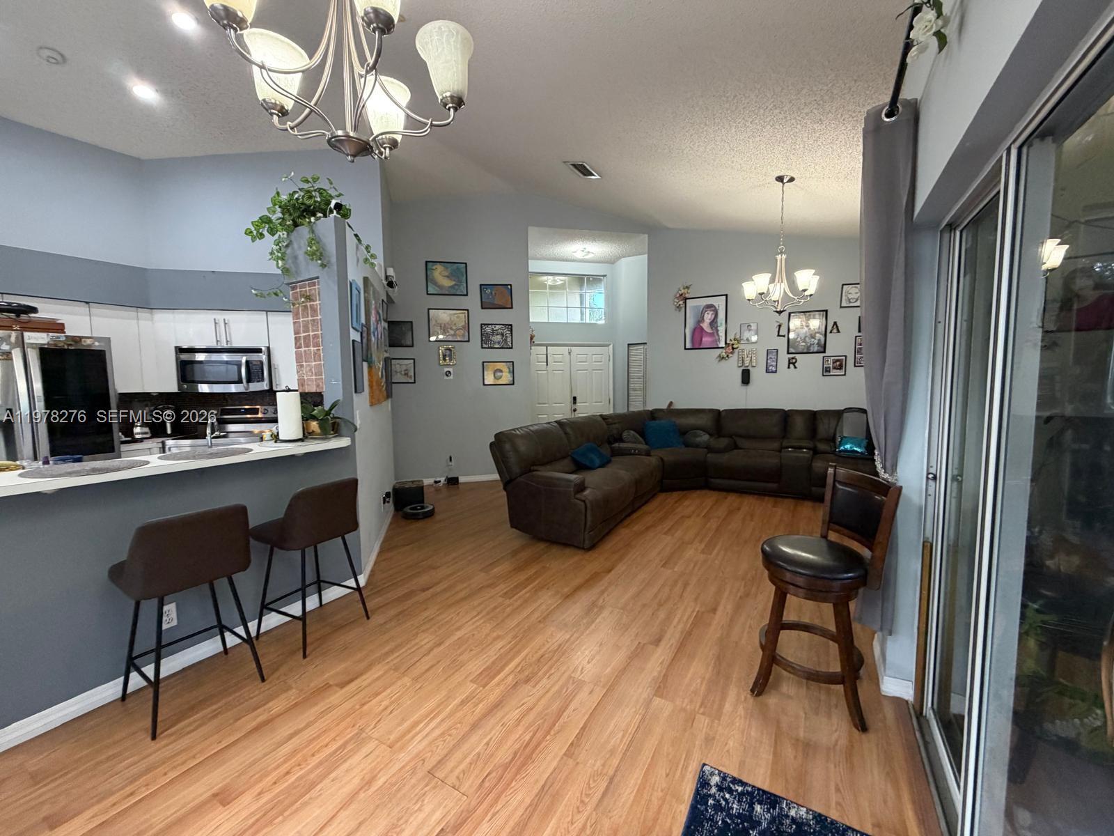 400 Somerset Way Weston, FL 33326