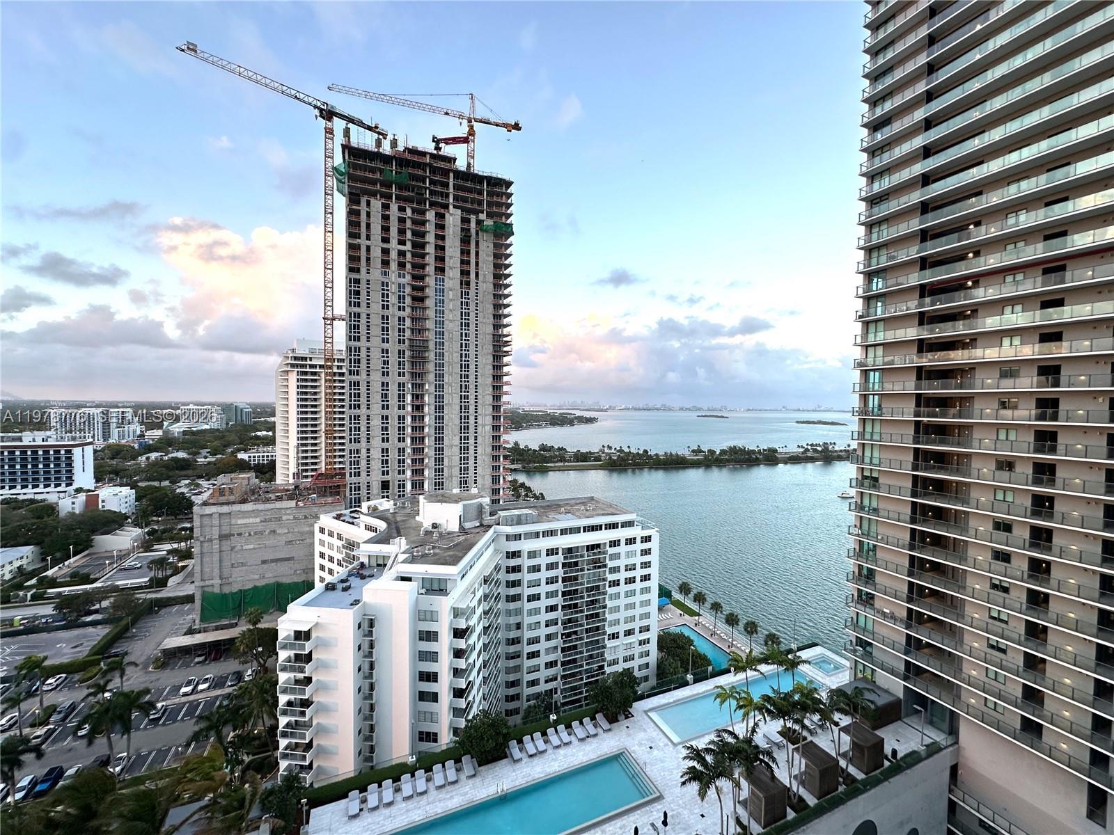 650 NE 32nd St #2108 Miami, FL 33137