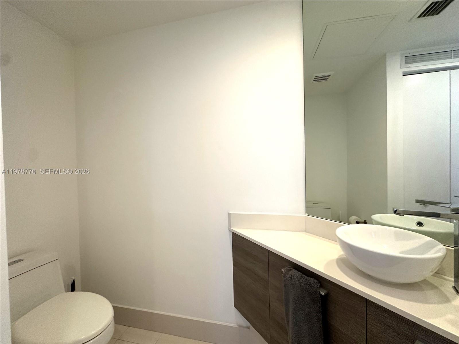 650 NE 32nd St #2108 Miami, FL 33137