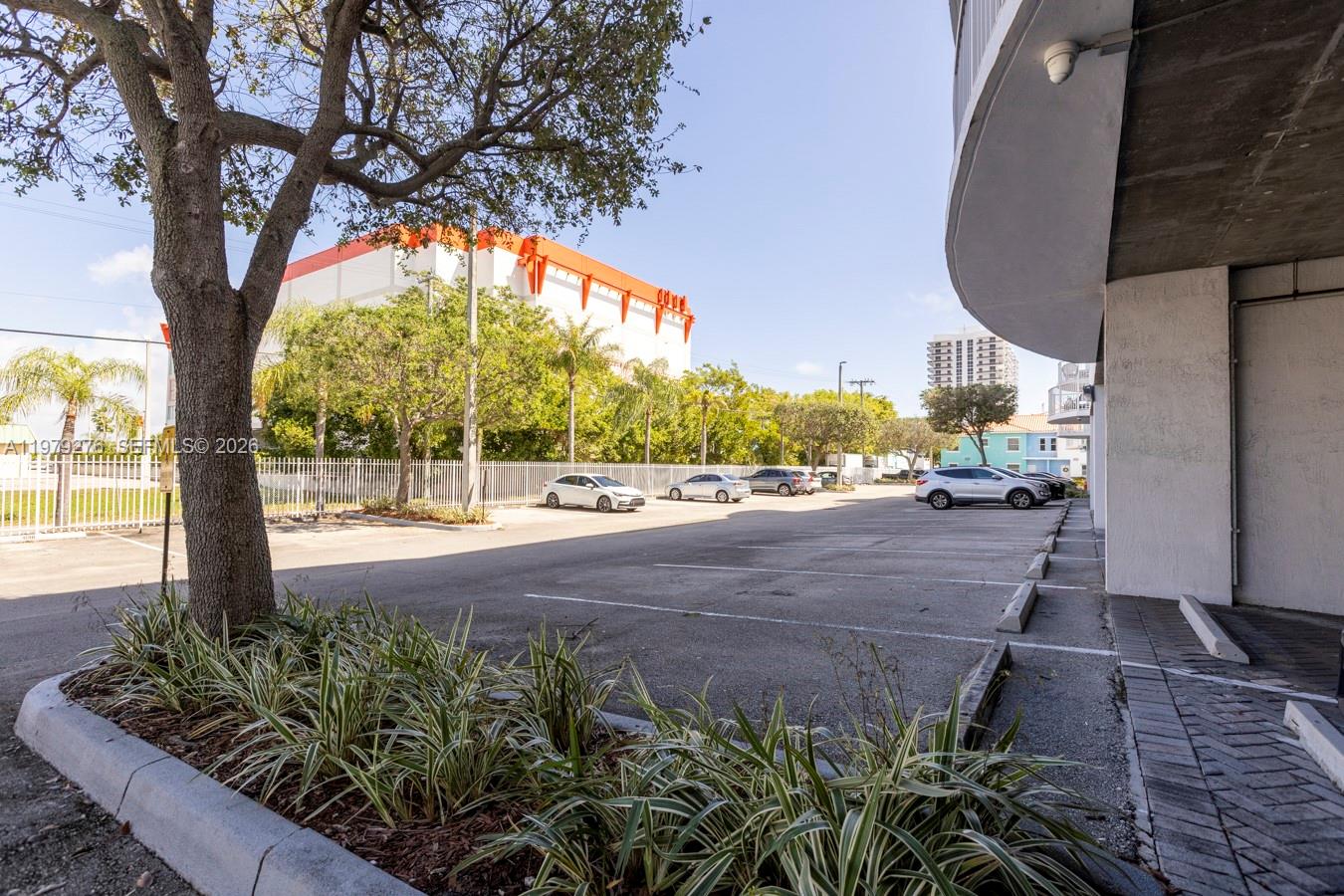 1555 N Treasure Dr #506 North Bay Village, FL 33141