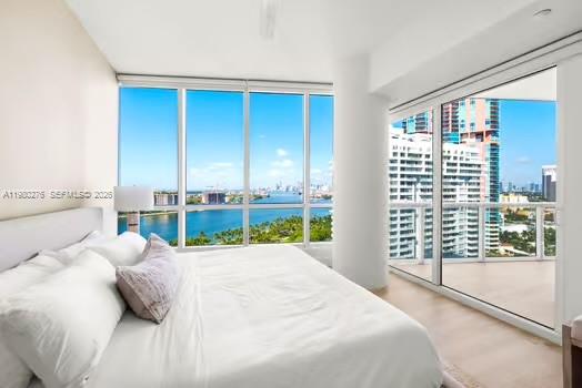 100 S Pointe Dr #1701 Miami Beach, FL 33139